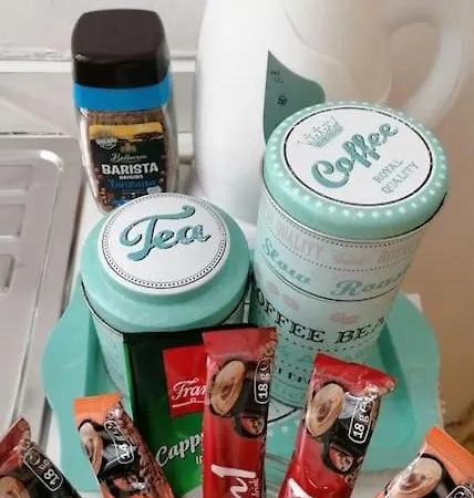 Spacious Mauro & Pia In Center Of アパート