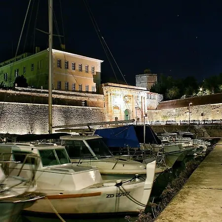 Spacious Mauro & Pia In Center Of *