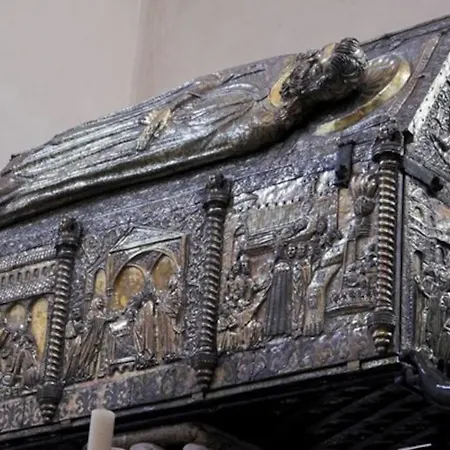 Spacious Mauro & Pia In Center Of * ザダル