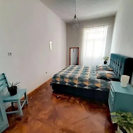 Apartman Spacious Mauro & Pia In Center Of