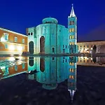 Spacious Mauro & Pia In Center Of Zadar