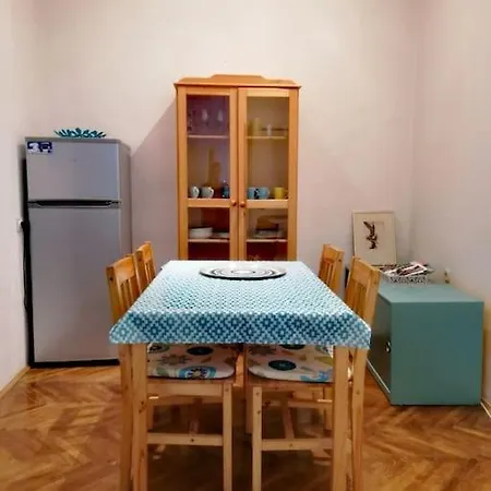 Spacious Mauro & Pia In Center Of Apartment