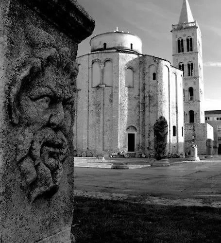 Spacious Mauro&pia In Center Of *