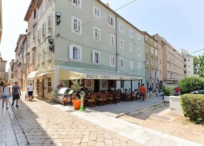 Spacious Mauro&pia In Center Of Zadar